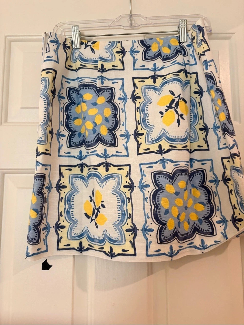LOFT Women's Geometric Mini Skirt White Blue Size 6 Like New